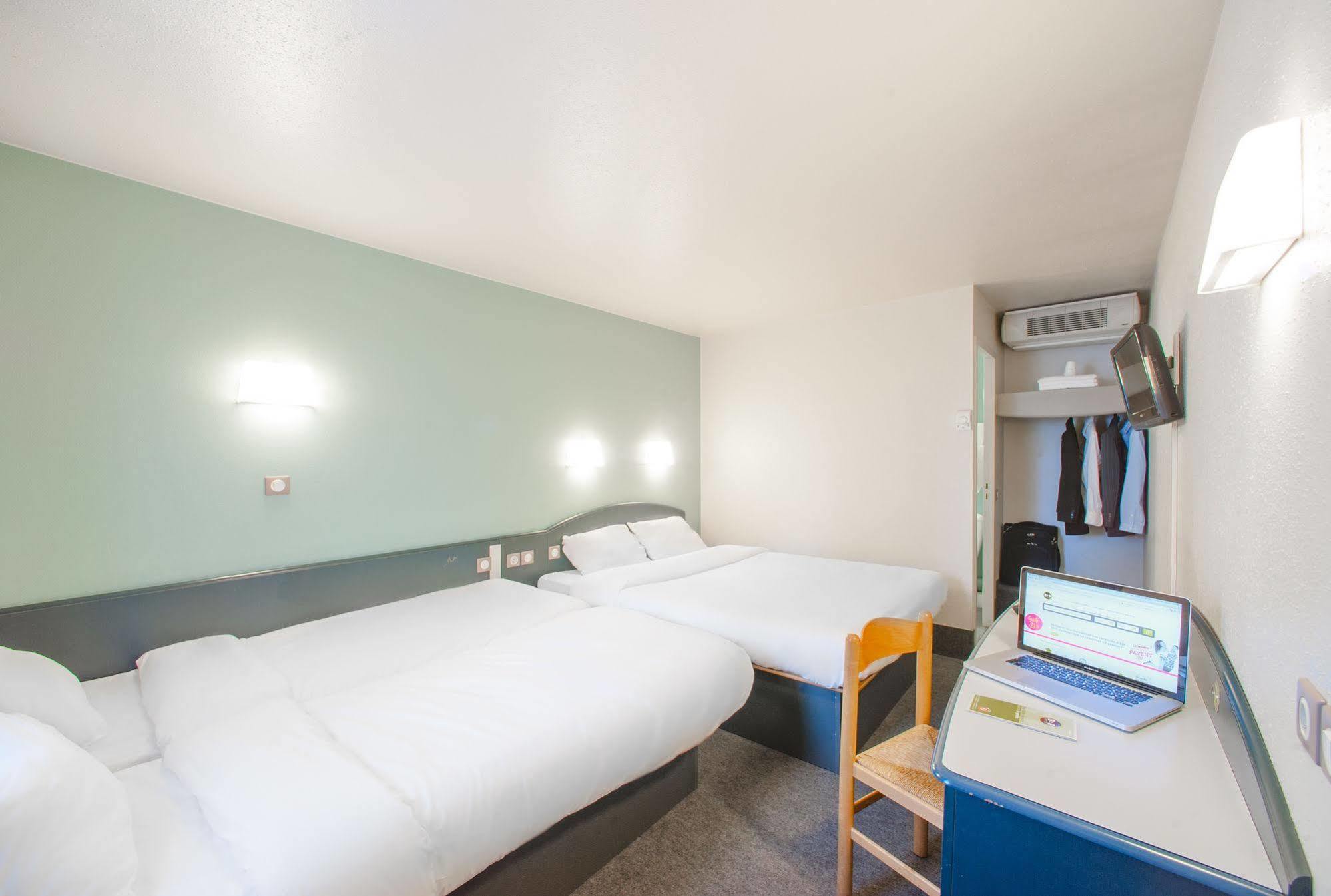B&B HOTEL Herblay Eksteriør billede